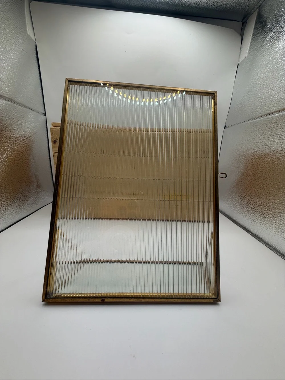 Vintage Brass Fluted Glass Hinged Standing Photo Frame 8x6